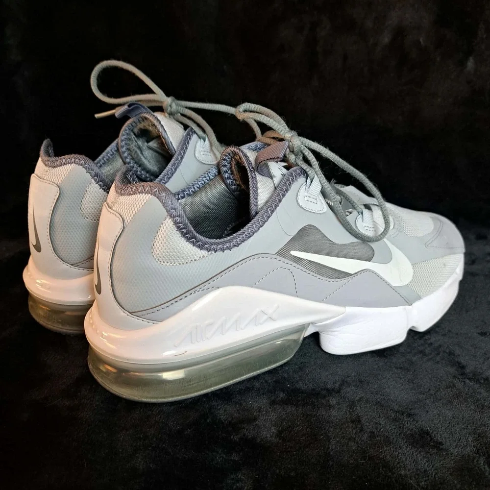 Nike Air Max Infinity 2 Pure Platinum Wolf Grey CU9452-007 Mens Size 10.5